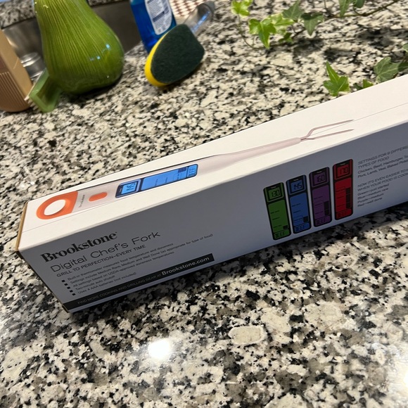 Brookstone Digital Chef’s Fork - Picture 4 of 7